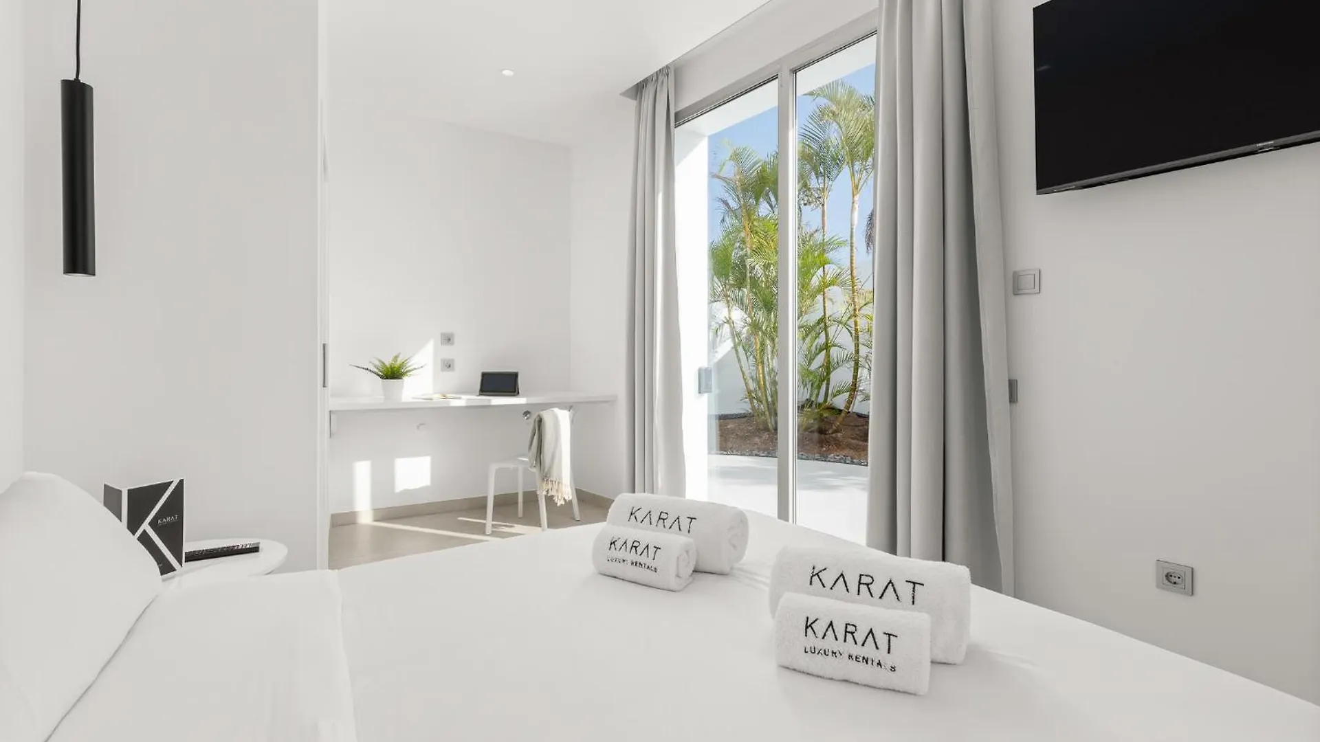 Karat Villa Fibonacci 阿德耶 西班牙