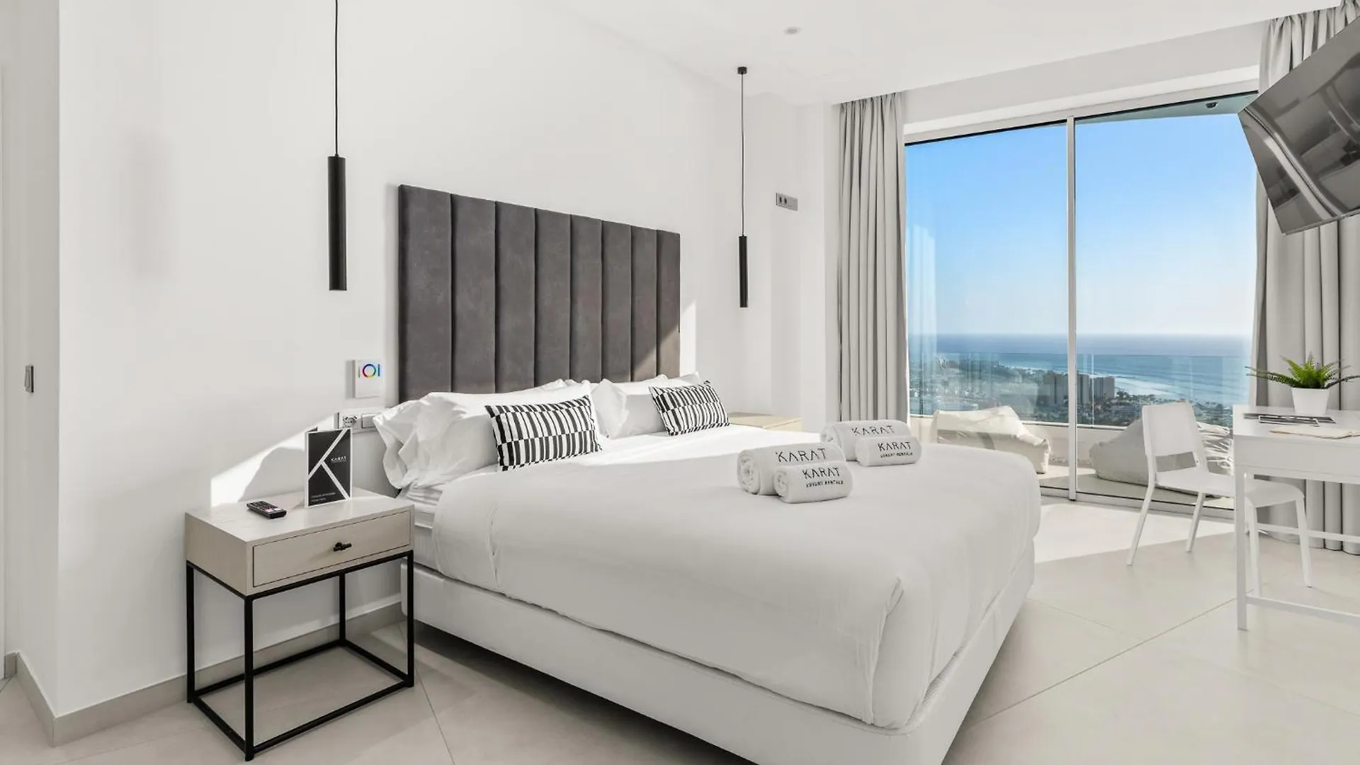 Karat Villa Fibonacci 阿德耶 西班牙
